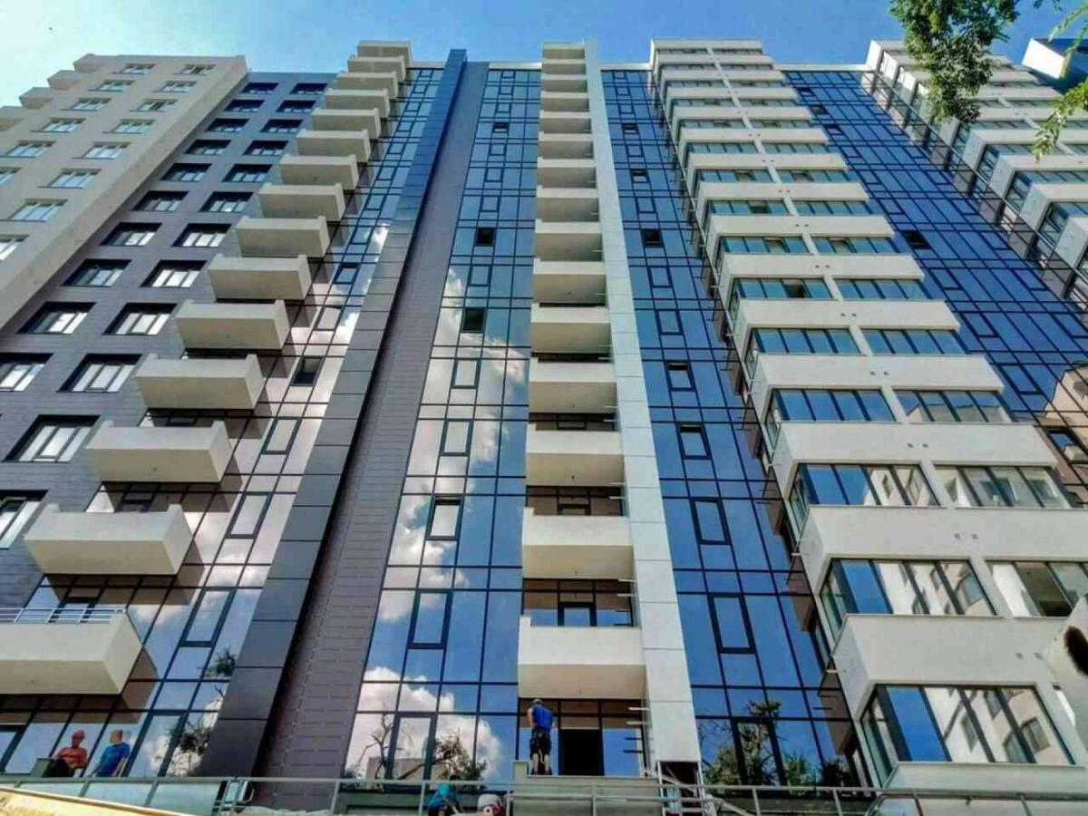 Sky House Central Apartment Kişinev Dış mekan fotoğraf