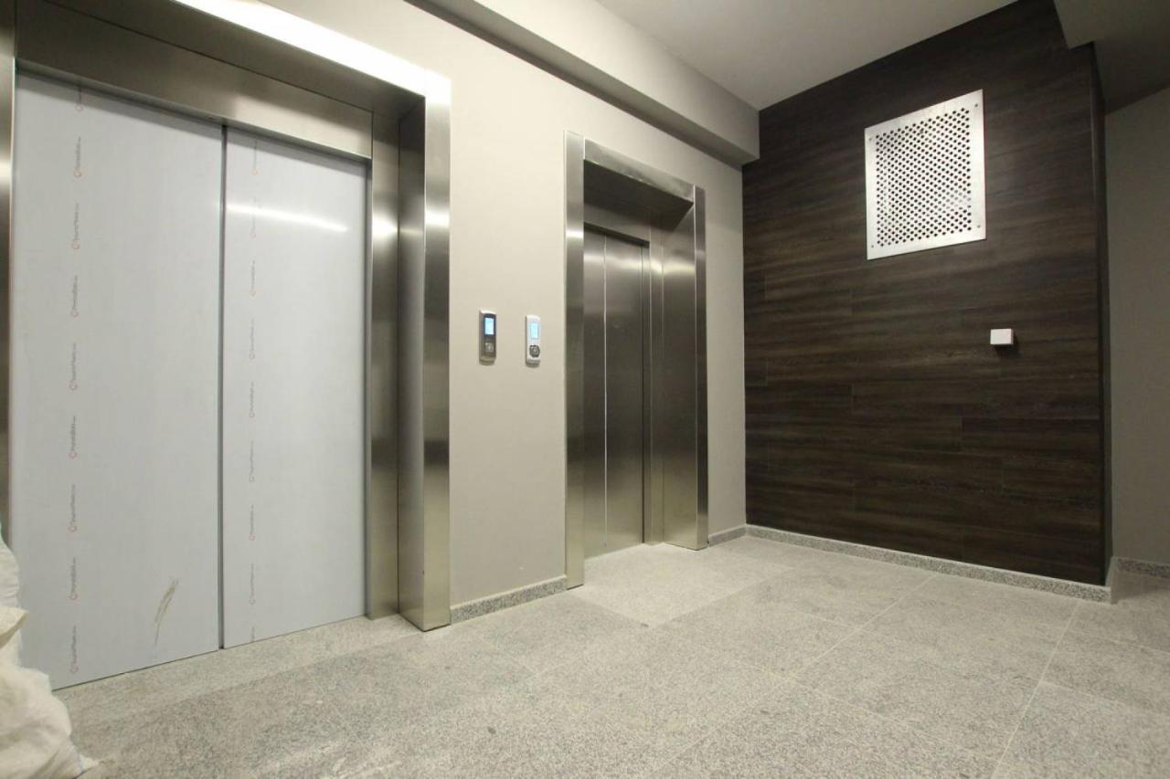 Sky House Central Apartment Kişinev Dış mekan fotoğraf