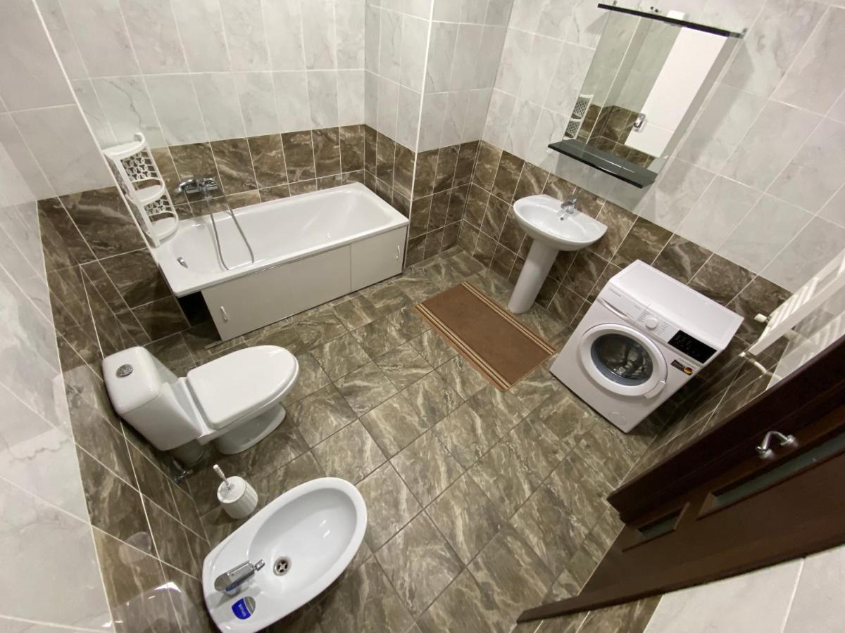 Sky House Central Apartment Kişinev Dış mekan fotoğraf